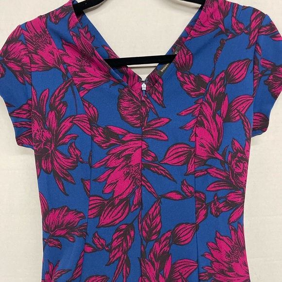 Banana Republic floral printed zip dress size 2 - Picture 3 of 10